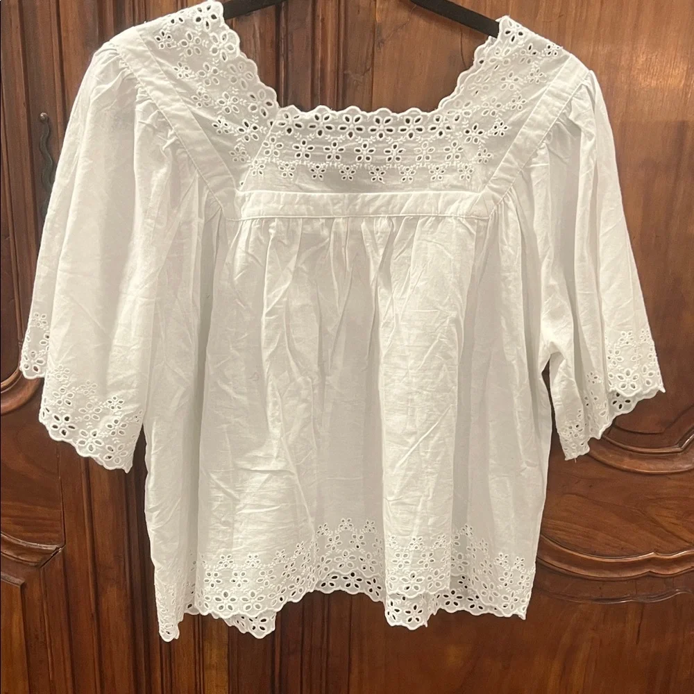 Storia Off White Eyelet Blouse - Picture 6 of 9
